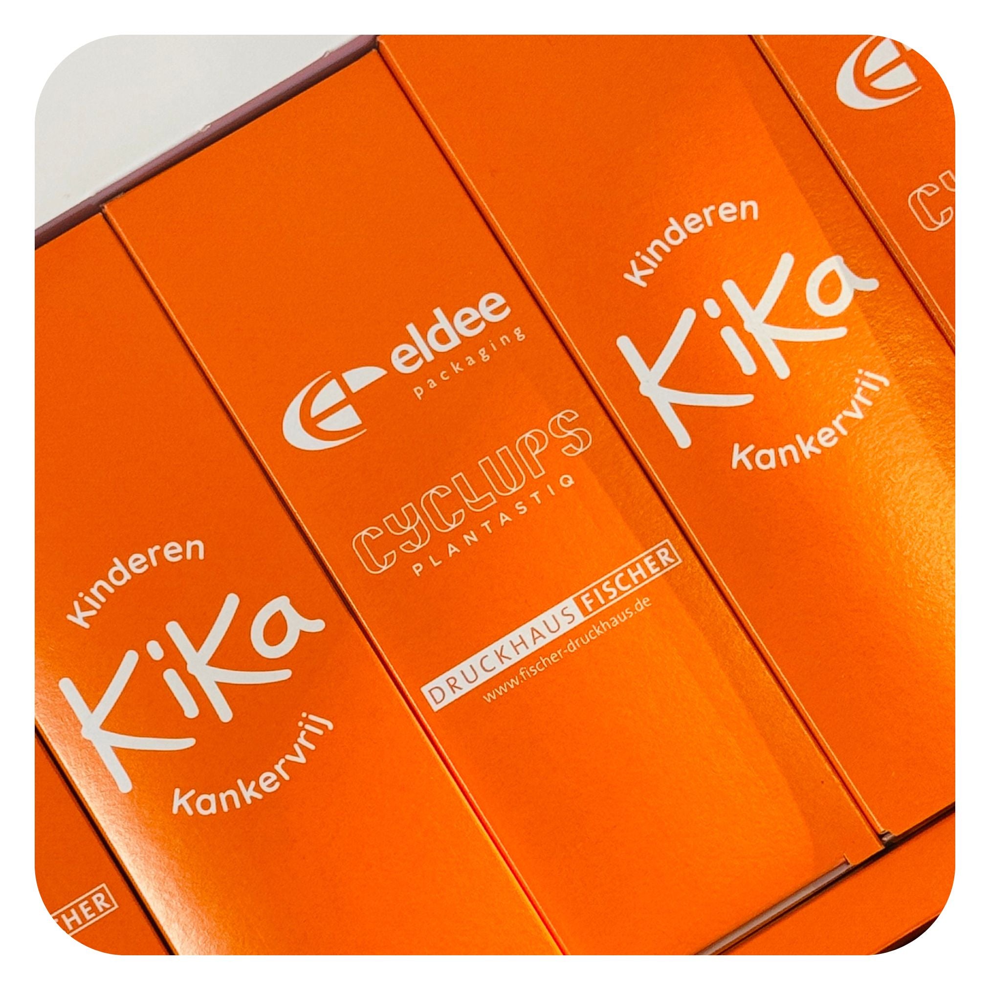 Cyclups Plantastiq orange packaging boxes with KiKa Kankervrij charity partnership branding and eldee packaging logo